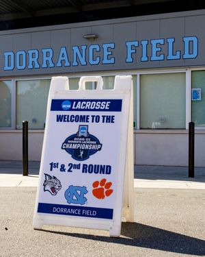 Image post by @uncwlax on Instagram