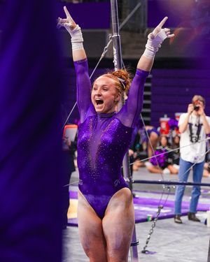Image post by @uwgymnastics on Instagram