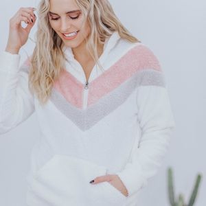 Image post by @shopfillyflair on Instagram