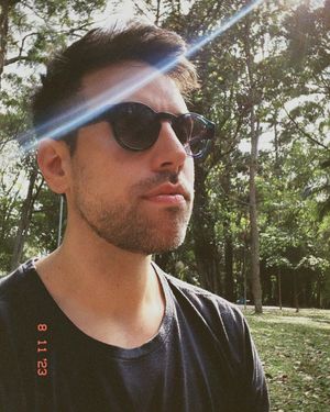 Image post by @tinnozani on Instagram