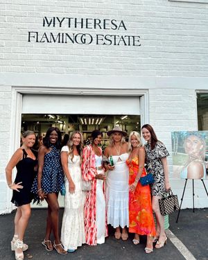 Image post by @downtownchicmoms on Instagram