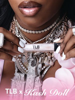 Video post by @thelipbar on TikTok