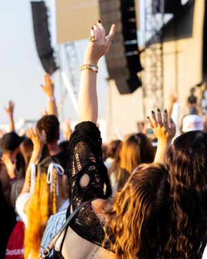 Image post by @rocktherunwayldn on Instagram