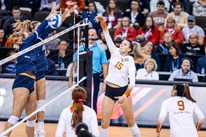 Image post by @texasvolleyball on Instagram