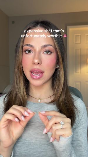 Video post by @anyaweitz on TikTok