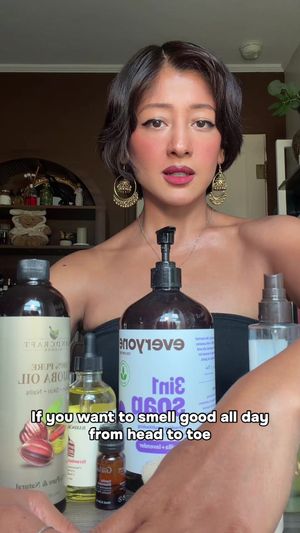 Video post by @sidandlisten on TikTok