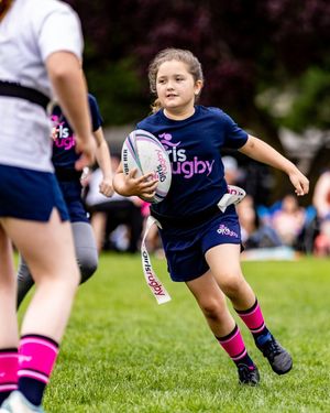 Image post by @girlsrugbysocal on Instagram