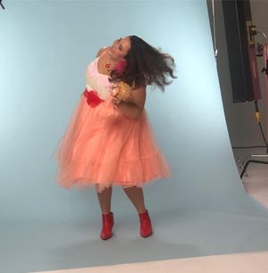 Image post by @loralyee on Instagram
