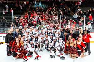 Image post by @scsumhockey on Instagram