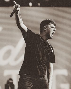 Image post by @lexilovelace_ on Instagram