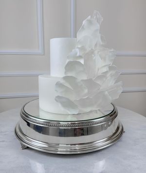 Image post by @rr_cakedesigners on Instagram