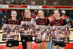 Image post by @scsuhuskieswbb on Instagram
