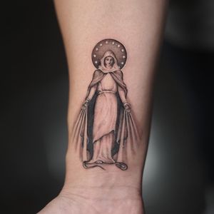 Image post by @skindesigntattoos on Instagram