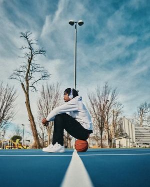 Image post by @jraydiamond on Instagram