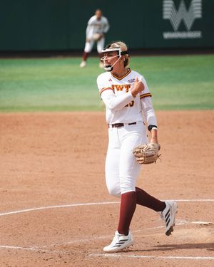 Image post by @txstatesoftball on Instagram