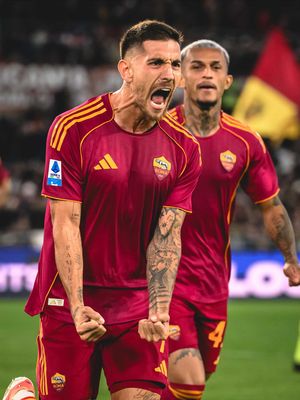 Image post by @officialasroma on Instagram
