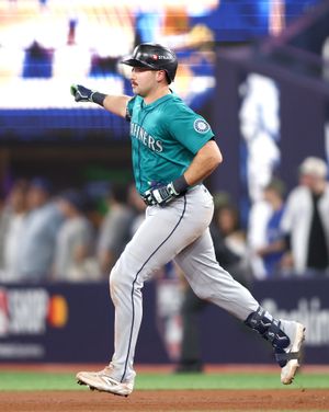 Image post by @mlbjapan on Instagram