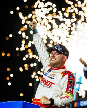 Image post by @nascaronthecw on Instagram