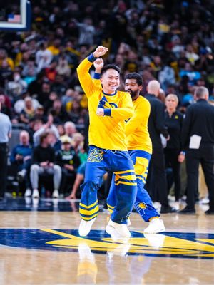 Image post by @PacersHypeCrew on Twitter