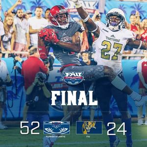 Image post by @FAUOwlsFootball on Facebook