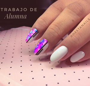 Image post by @nestanails on Instagram