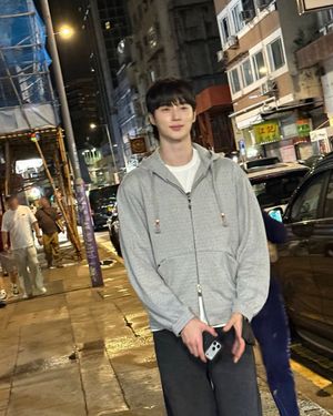 Image post by @ellemenhk on Instagram