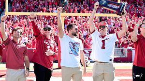 Image post by @RazorbackBSB on Twitter