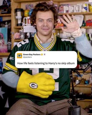 Image post by @Packers on Facebook