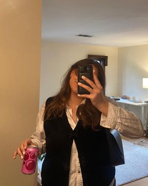 Image post by @carlyrgrider on Instagram