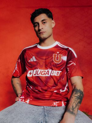 Image post by @adidascl on Instagram
