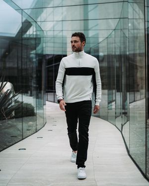 Image post by @dylanefron on Instagram