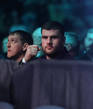 Image post by @MatchroomBoxing on Twitter