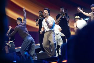 Image post by @luisfonsi on Instagram