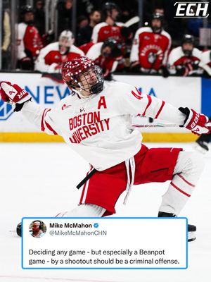 Image post by @everythingcollegehockey on Instagram