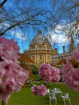 Image post by @oxford_uni on Instagram