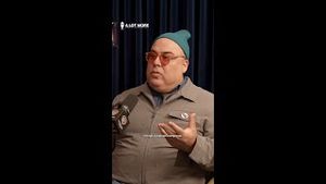 Video post by @warnerbrostv on YouTube