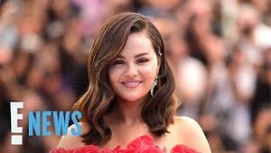Video post by @enews on YouTube
