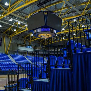 Image post by @peacocksmbb on Instagram