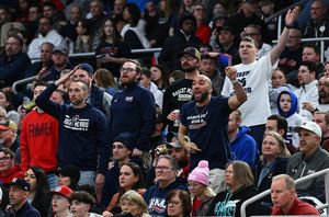 Image post by @RMUMBasketball on Twitter