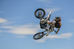 Image post by @edgeactionsports on Instagram