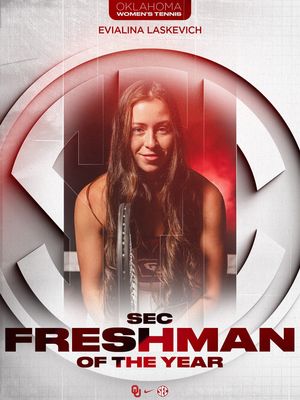 Image post by @ou_wtennis on Instagram