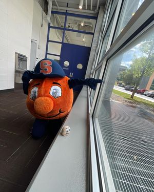 Image post by @theottoorange on Instagram