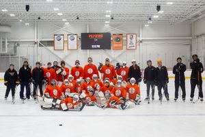 Image post by @sniderhockey on Instagram
