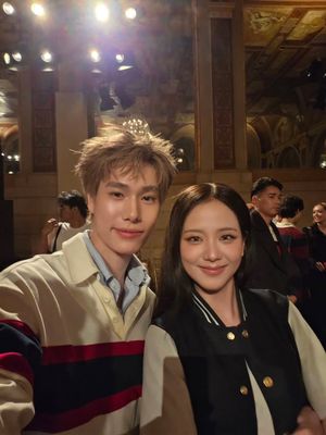 Image post by @ellemenhk on Instagram