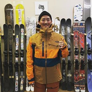 Image post by @j_skis on Instagram