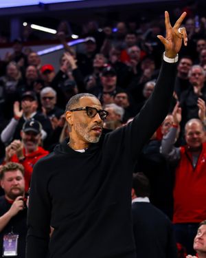 Image post by @gobearcatsmbb on Instagram