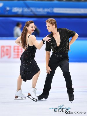 Image post by @anything_goe on Instagram