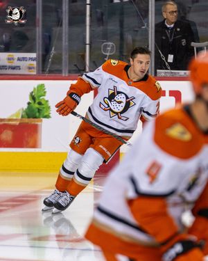 Image post by @AnaheimDucks on Twitter/X