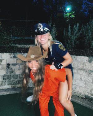 Image post by @peystearns on Instagram