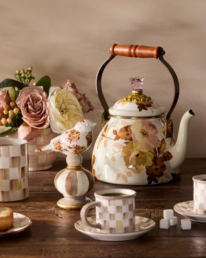 Image post by @mackenziechilds on Instagram